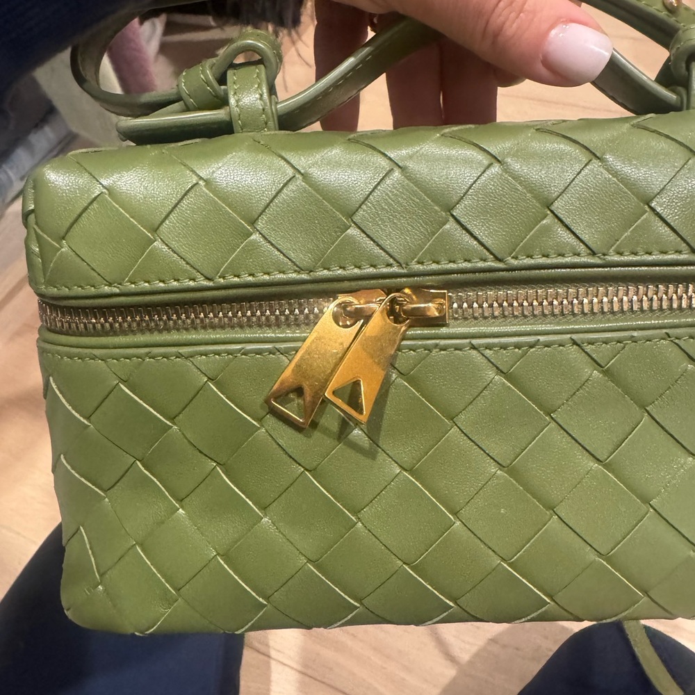 Bottega Veneta bang bang vanity Olive Woven Crossbody Bag - Picture 6 of 11